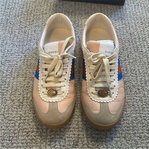 100% Authentic Gucci Women's Pink and Blue Sneakers